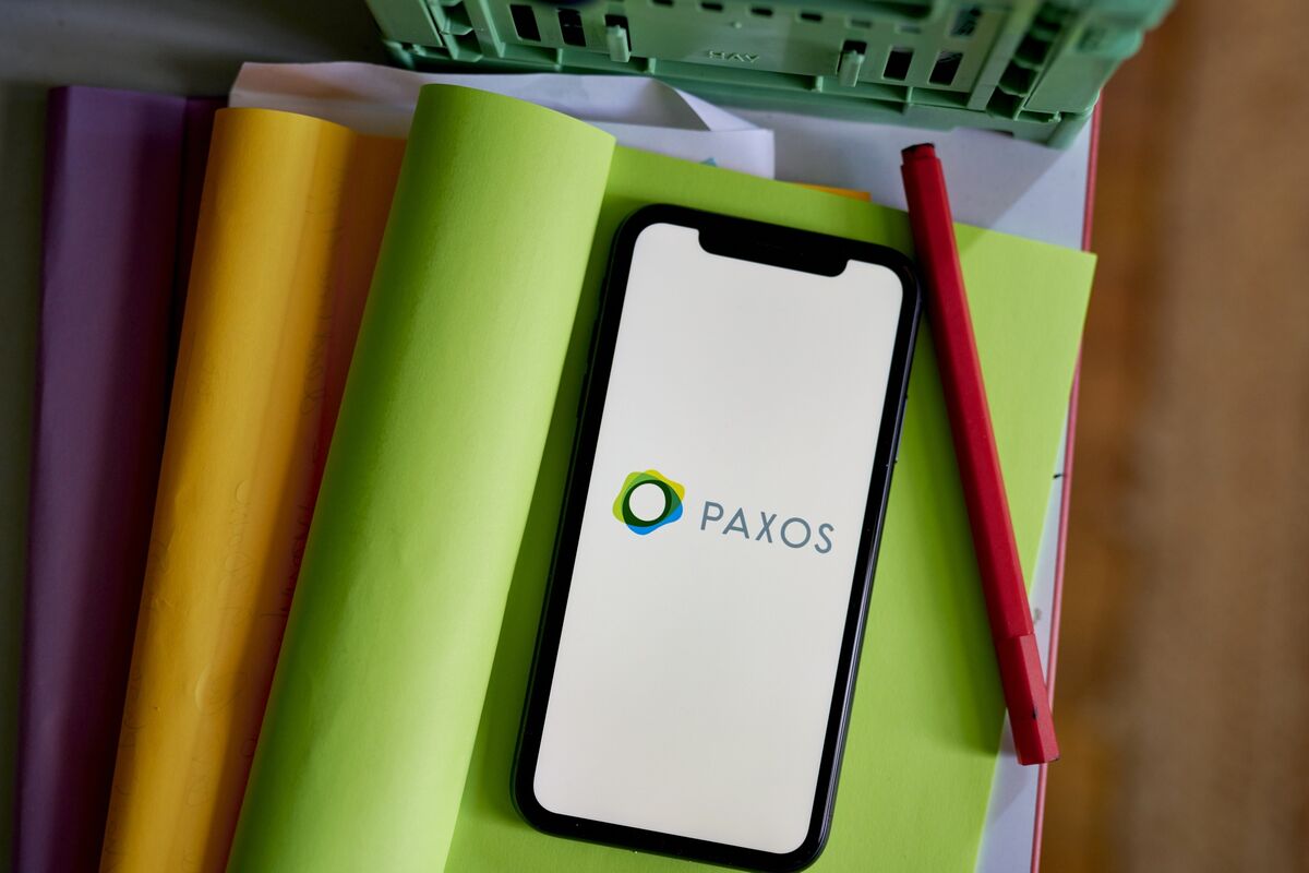 Paxos Debuts Yield-Bearing Stablecoin Issued by UAE Affiliate - Bloomberg