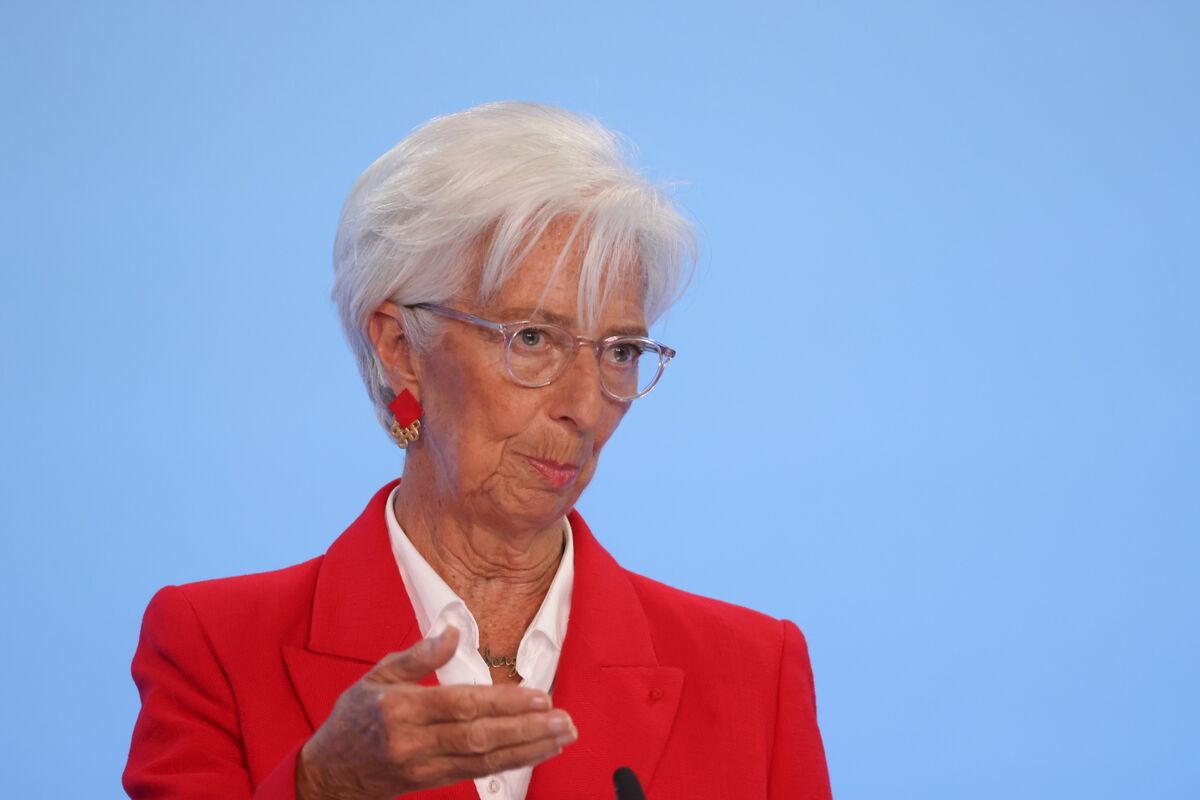 Chủ tịch ECB Lagarde: Thương mại khu vực có thể bù đắp những cú sốc toàn cầu