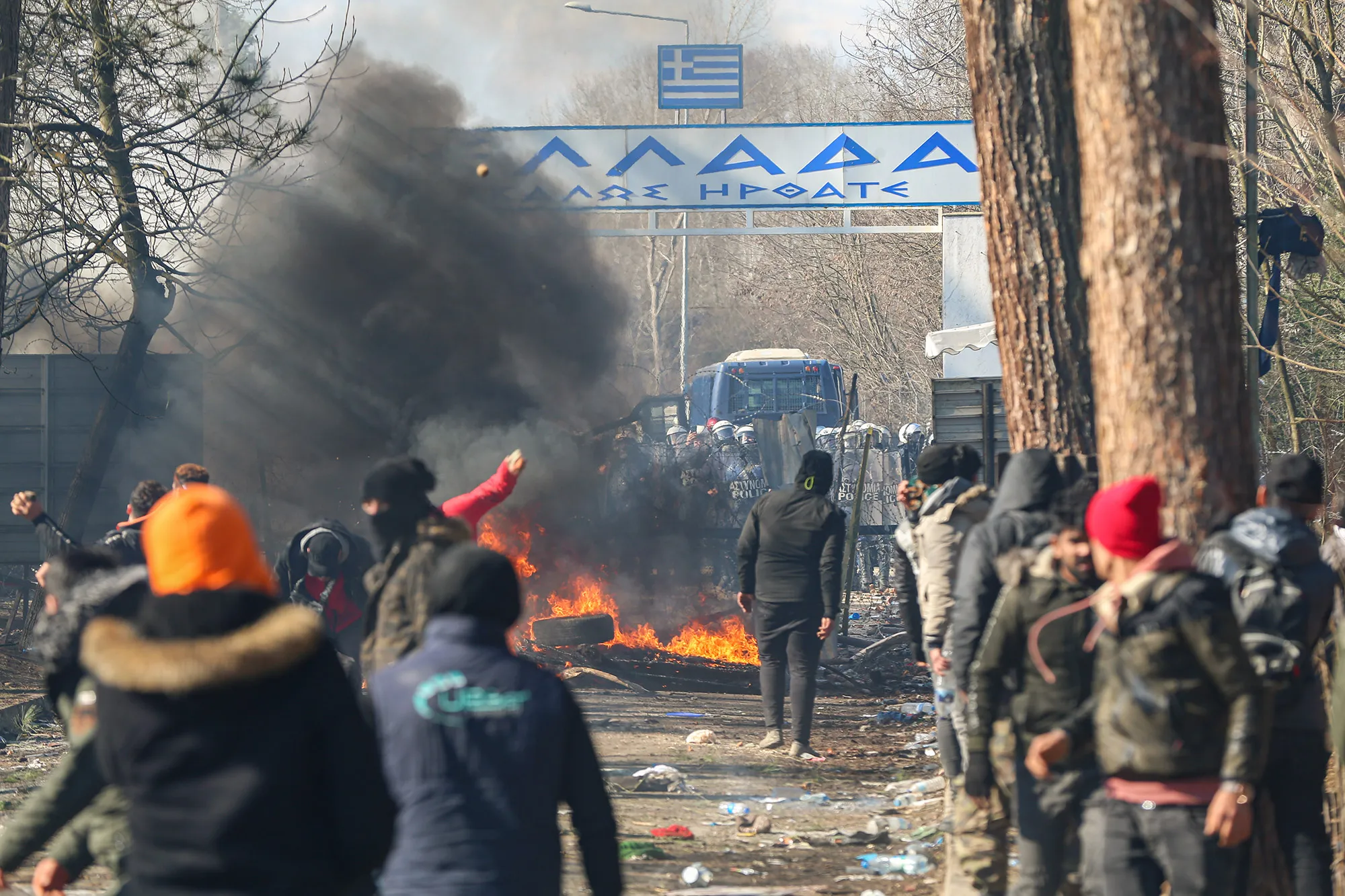 Migrants burn rubbish against Greek border police's intervention on Turkey's border with Greek in Edirne, Turkey on Feb.&nbsp;29.&nbsp;