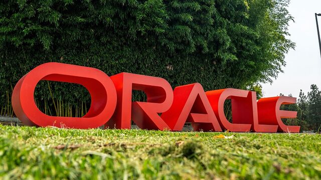 Bloomberg business news