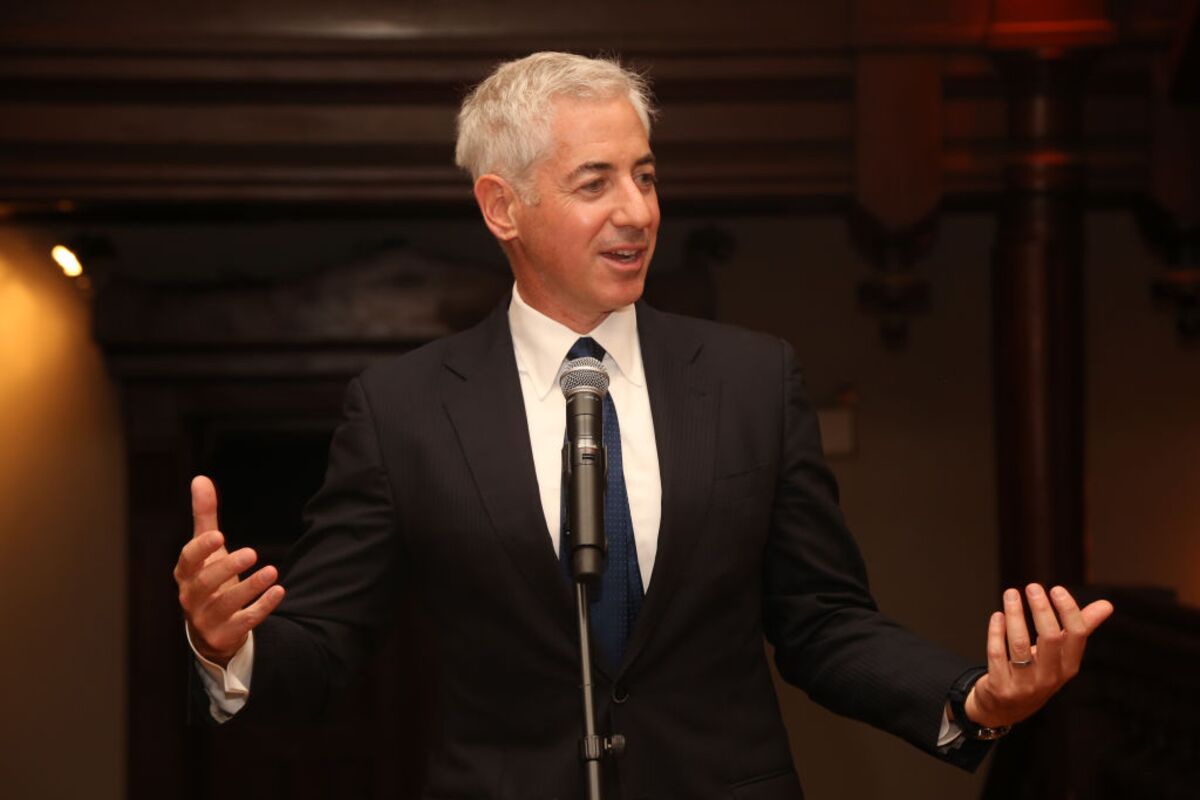 bloomberg.com - Chris Hughes - Bill Ackman Is Dangling the Chance of a Quick Buck