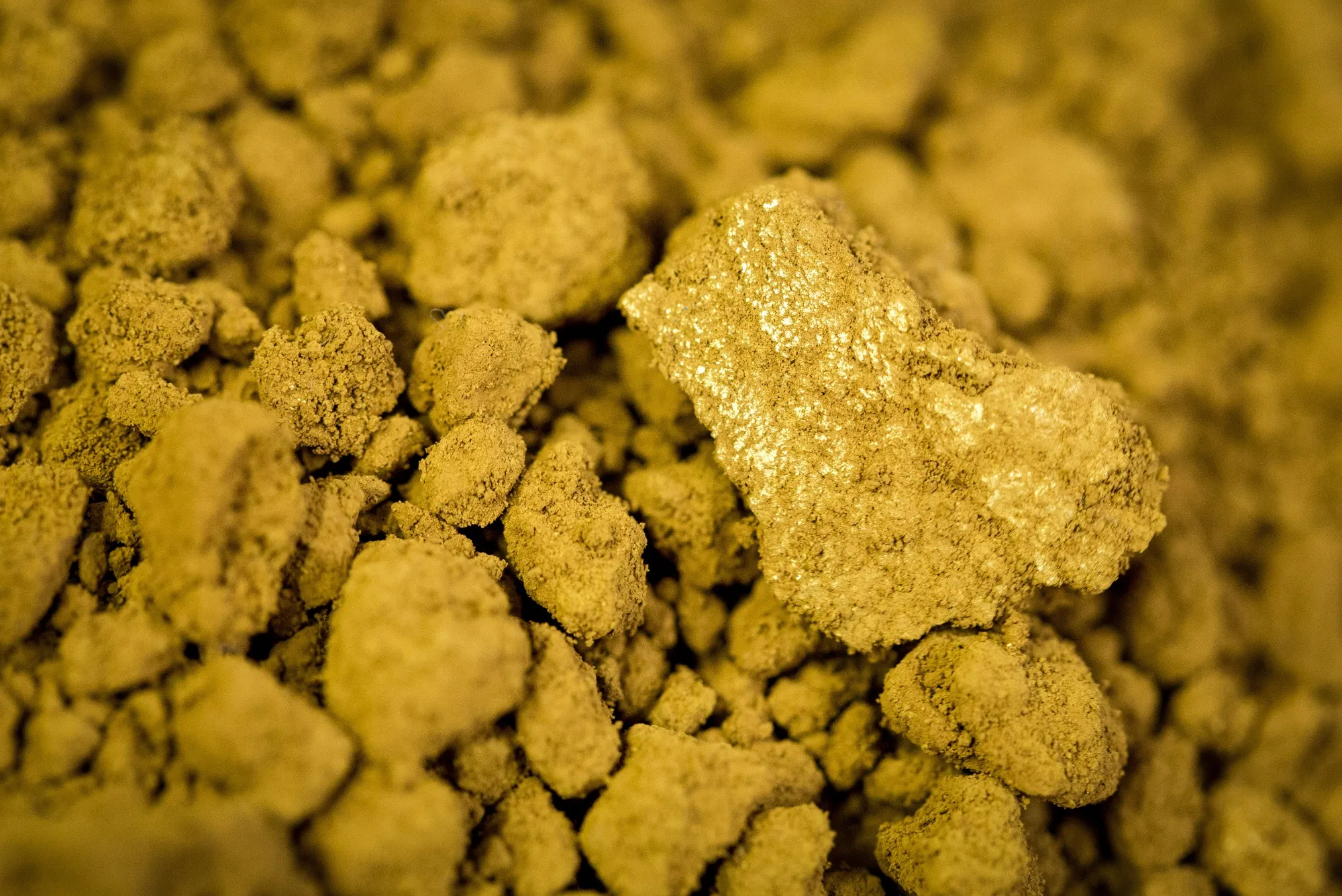 Russian Gold Bar Production At Ural Mining And Metallurgical Co.