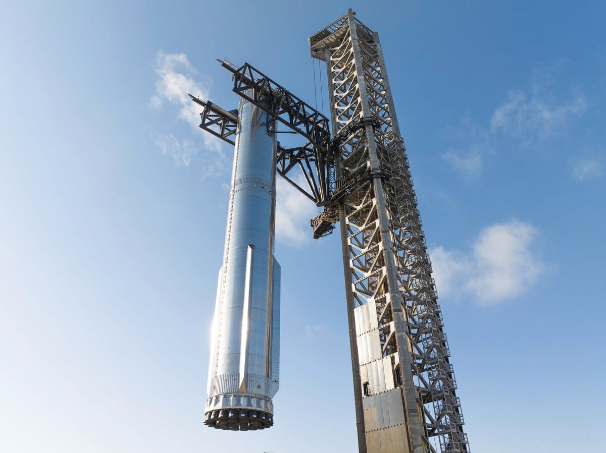 SpaceX Starship Launches in Key Test After Fiery Setbacks