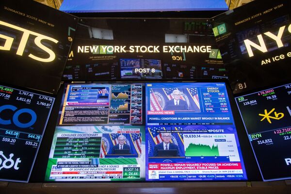 Traders On The Floor Of The New York Stock Exchange As Fed Chair Powell Holds New Conference