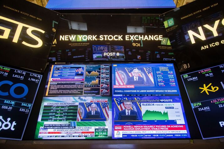 Traders On The Floor Of The New York Stock Exchange As Fed Chair Powell Holds New Conference