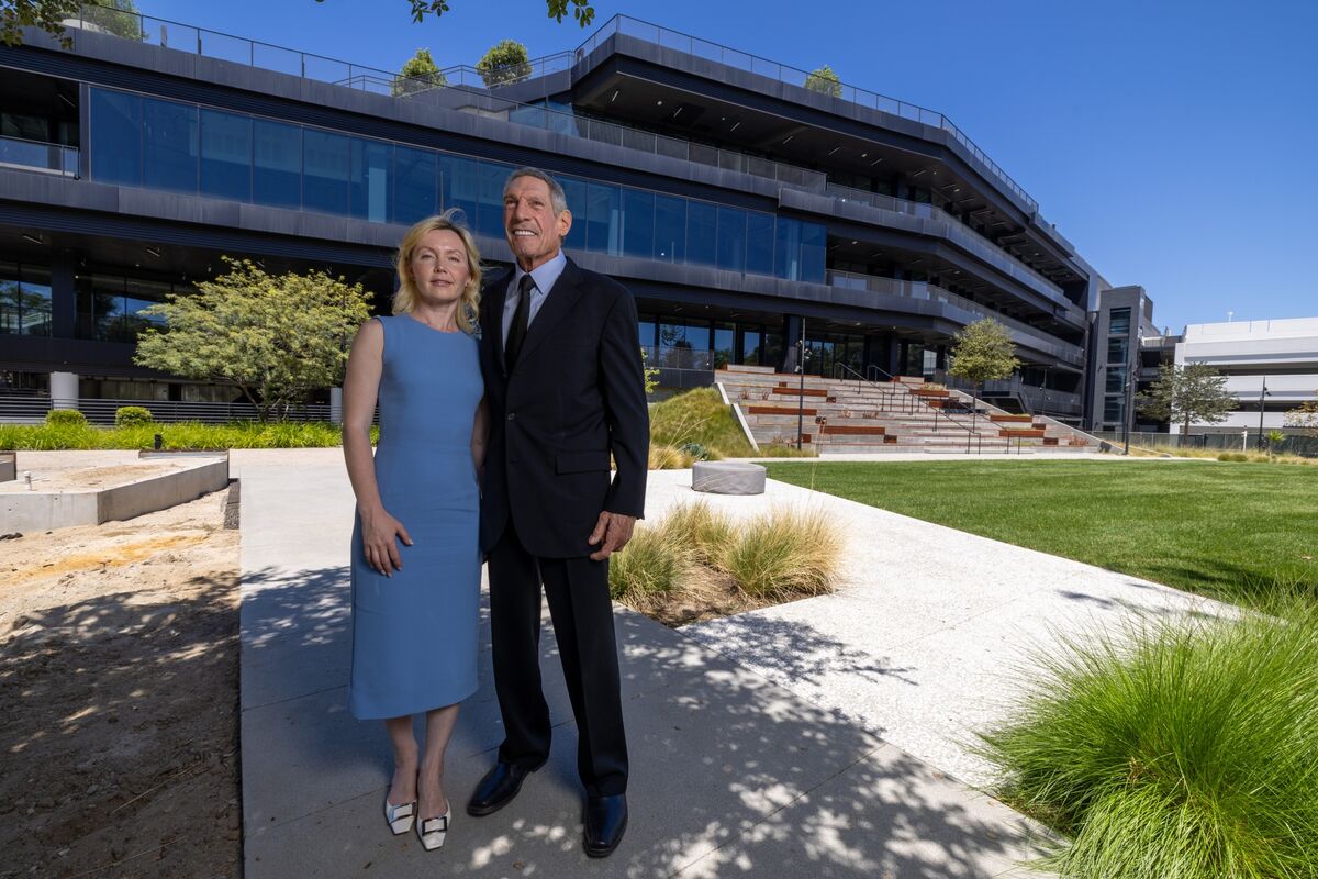 Billionaire Asks Californians to Bankroll Disease-Prevention Lab