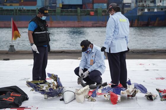 Sudden Descents Rare But Deadly: Clues to Jakarta Jet Crash