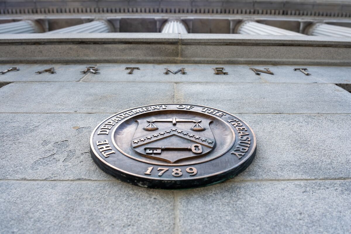 New Hazard for Treasuries Hides in Bond Futures’ Fine Print