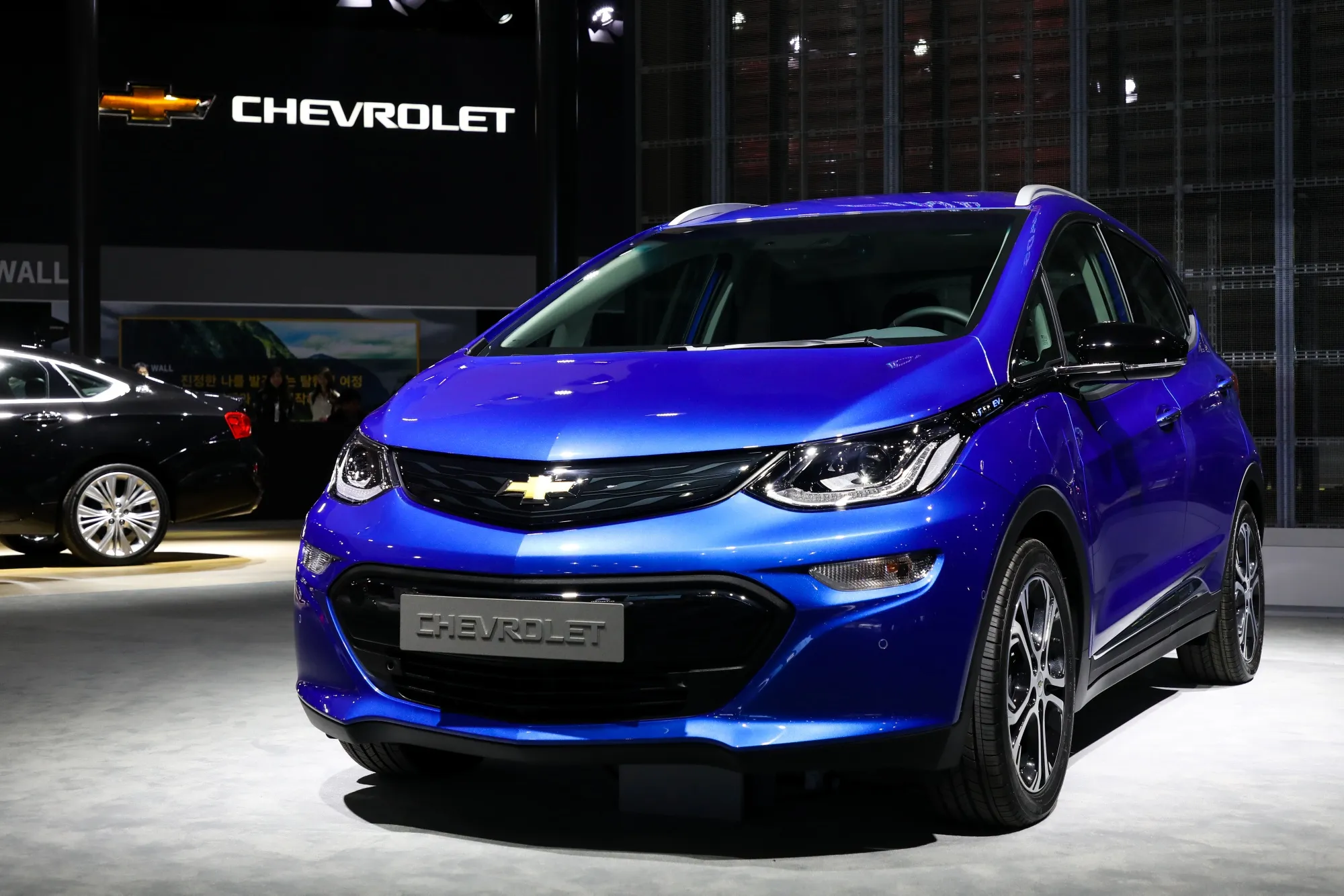 Mary Barra&nbsp;unveiled&nbsp;plans to spur electrification last month by boosting GM’s spending on EVs 35% to $27 billion.