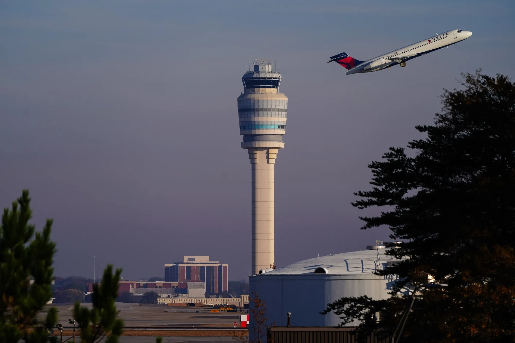 A Delta plane takes off from Hartsfield-Jackson Atlanta International Airport in Atlanta, Georgia, US.