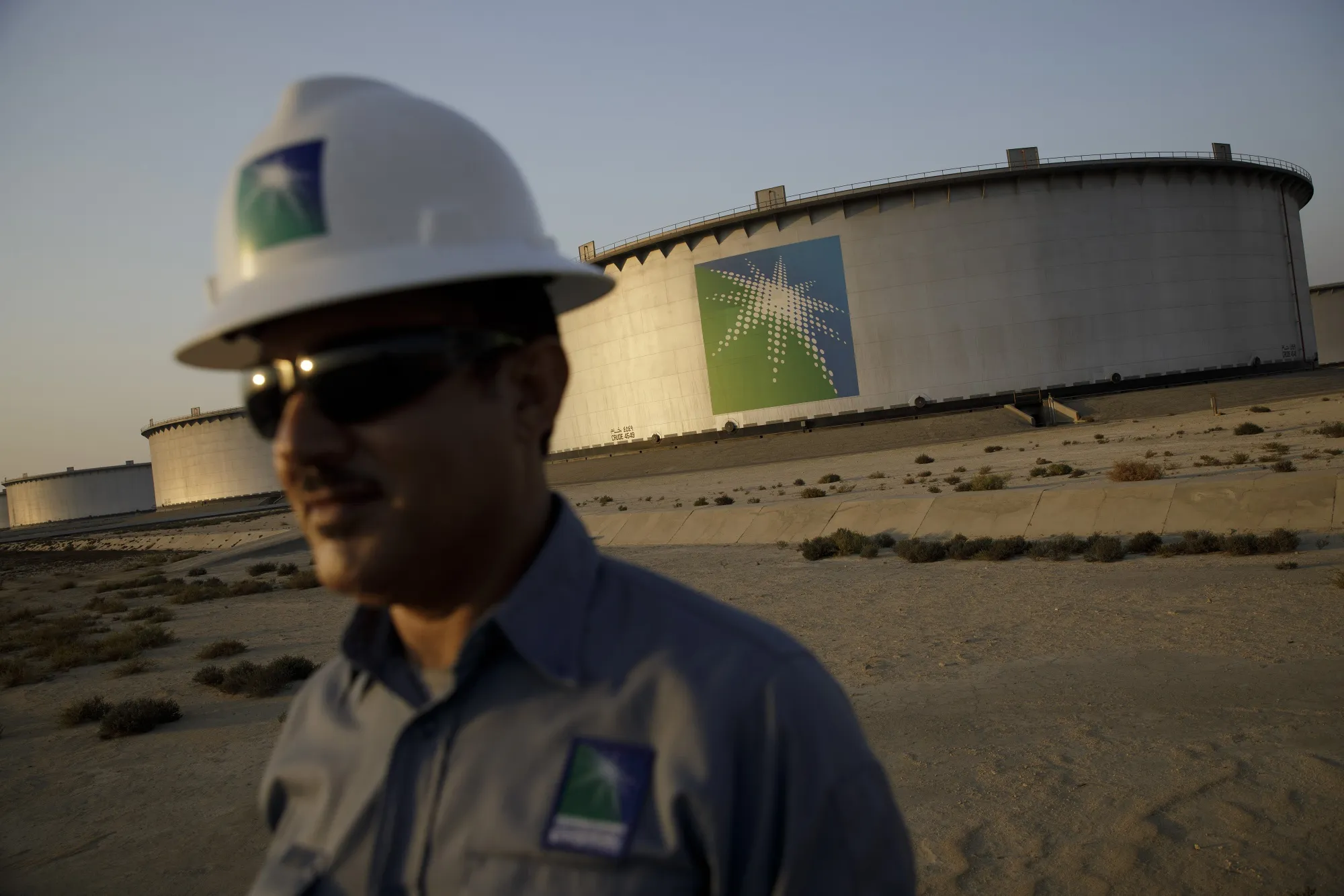Saudi Aramco's&nbsp;oil refinery and oil terminal in Ras Tanura, Saudi Arabia.