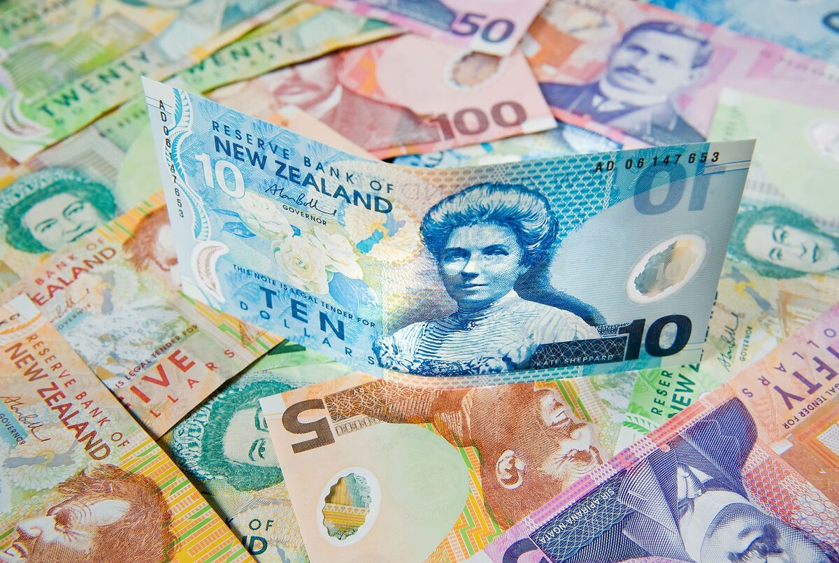 New Zealand Has Way to Go to Get Inflation to 2%, RBNZ Chief Economist Says
