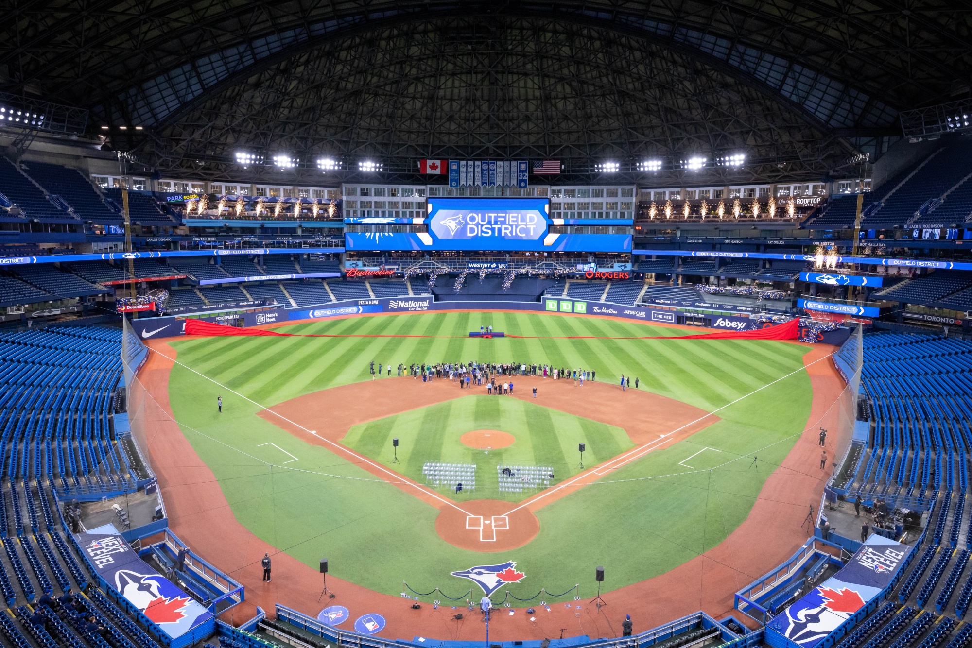 New-look Rogers Centre outfield a potential boon for Blue Jays