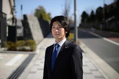 Kensuke Miyazaki.