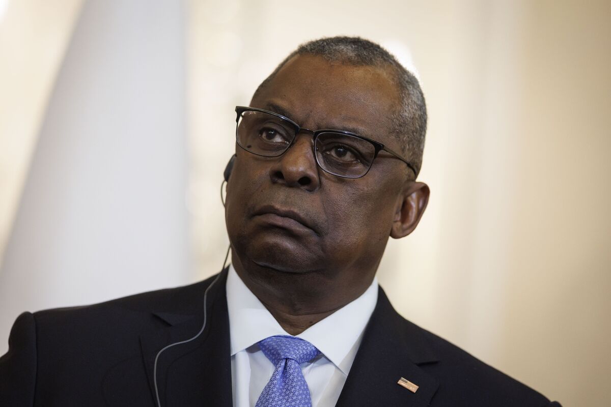 US Defense Secretary Austin Speaks to New Russian Counterpart for First ...