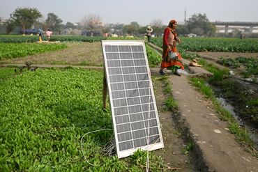 INDIA-ENERGY-SOLAR