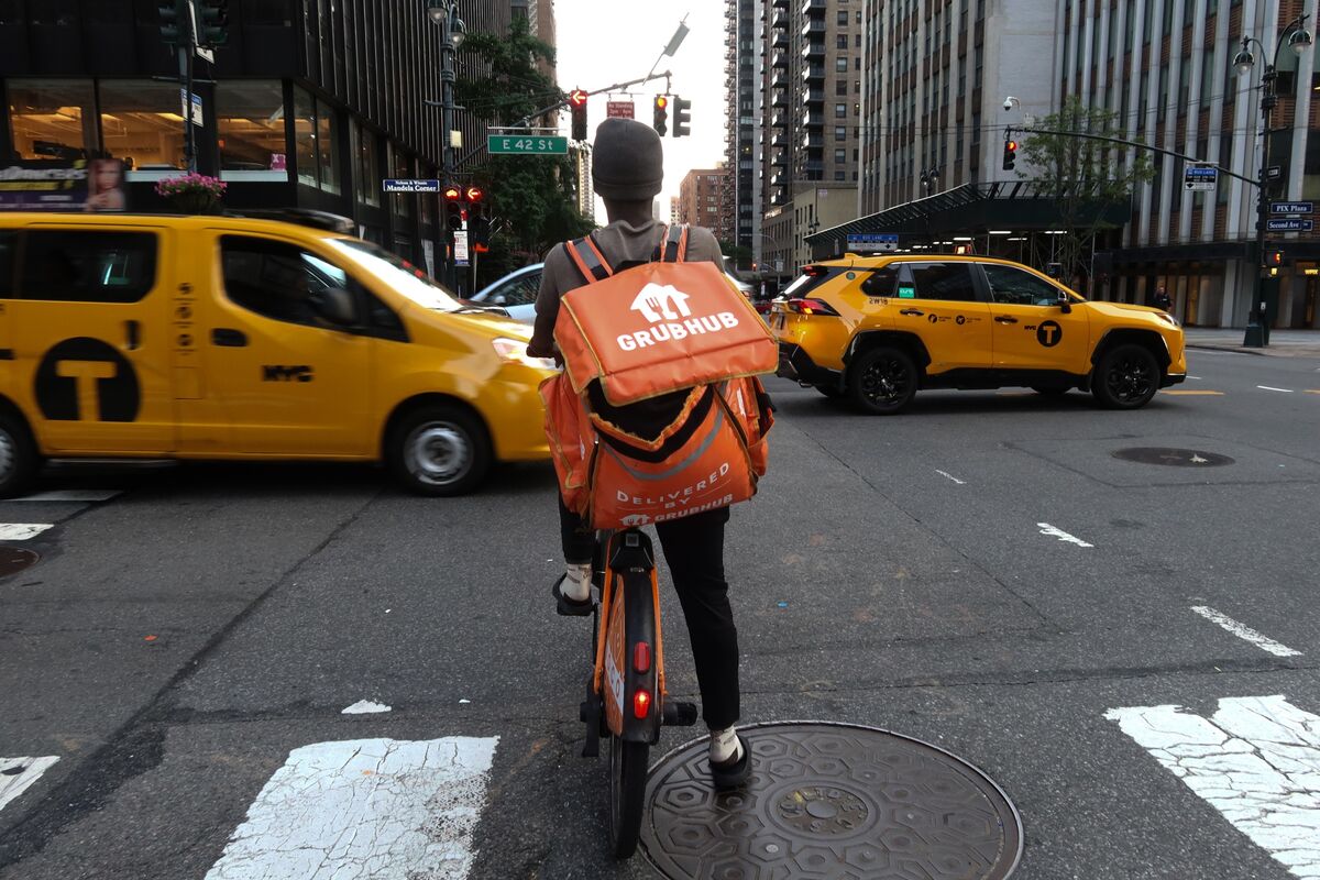 Grubhub Boosts Grocery Deliveries With Instacart Partnership