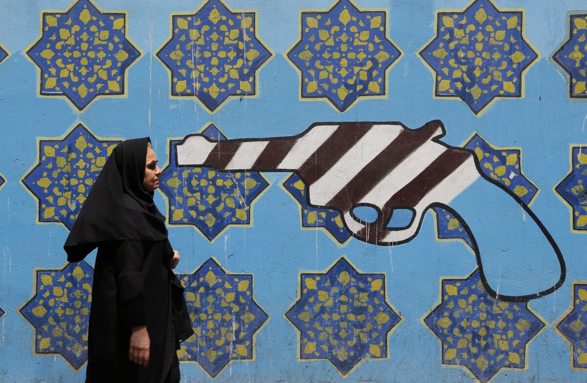Iran and the U.S.: Why Can't They Just Get Along? - Bloomberg