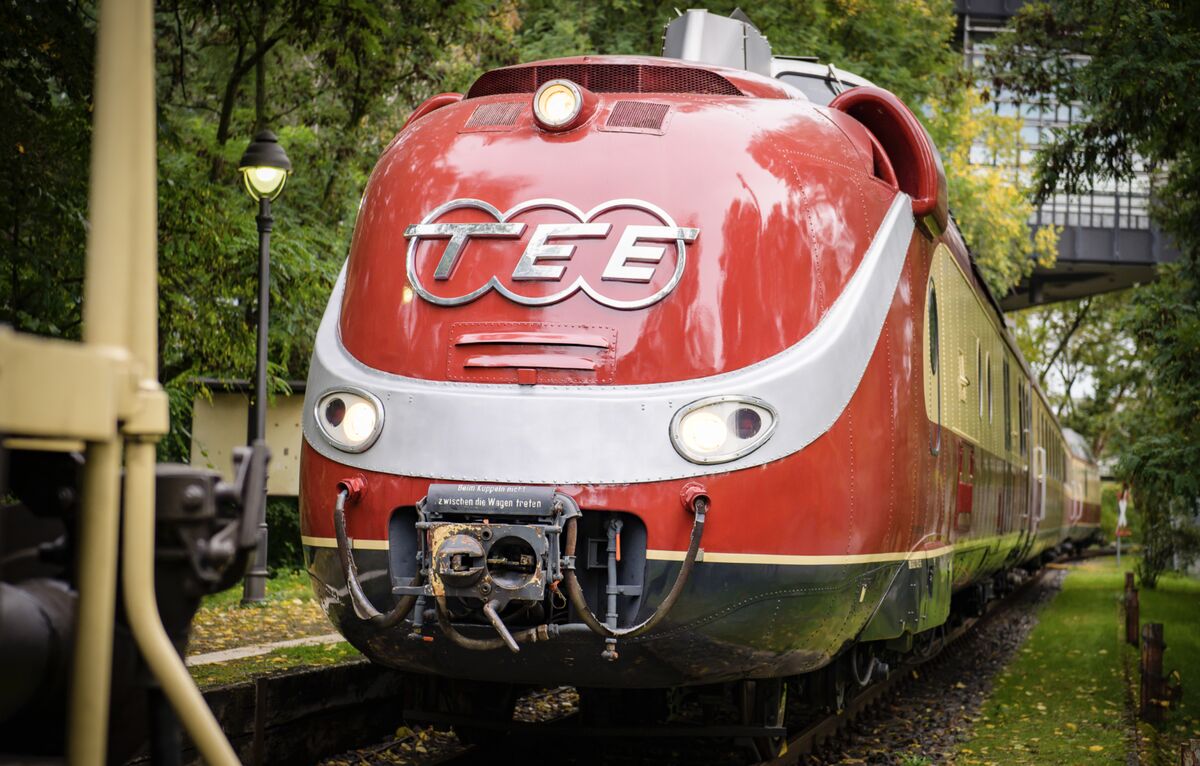lager Het spijt me paars Trans Europe Express Trains Could Make a Comeback - Bloomberg