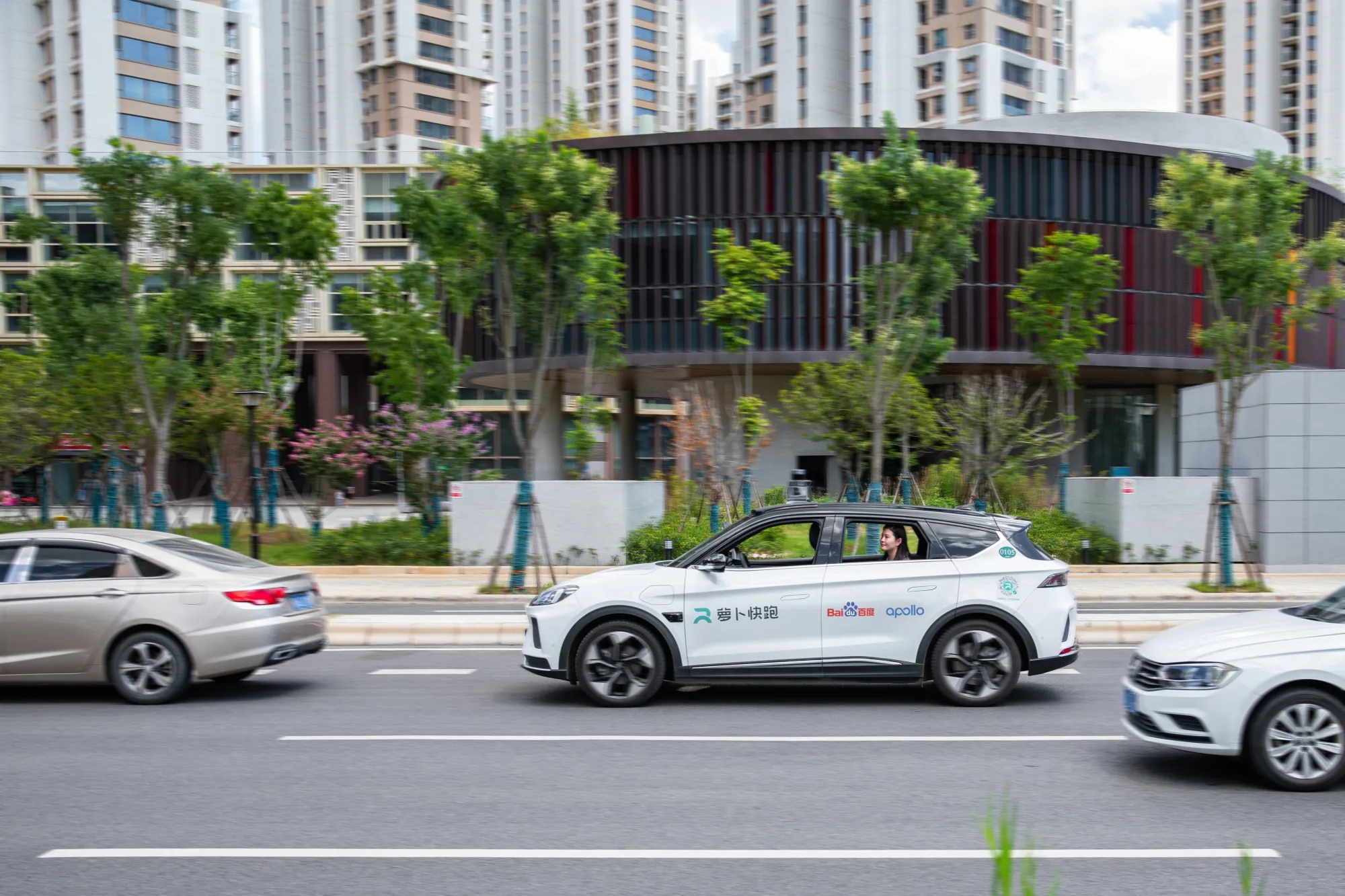 Baidu’s fully driverless robotaxi.
