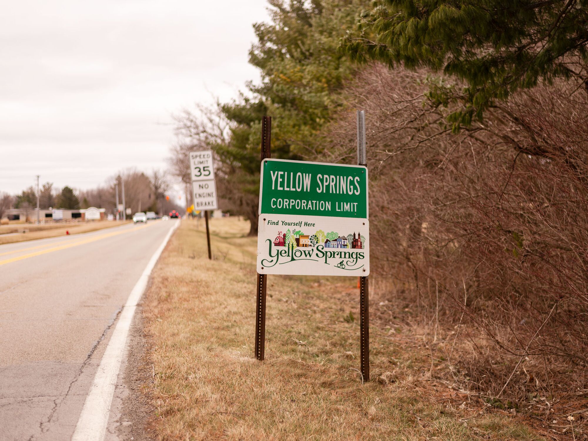 Dave Chappelle'S Yellow Springs House: Unseen Photos Leaked! - rsn8bwl