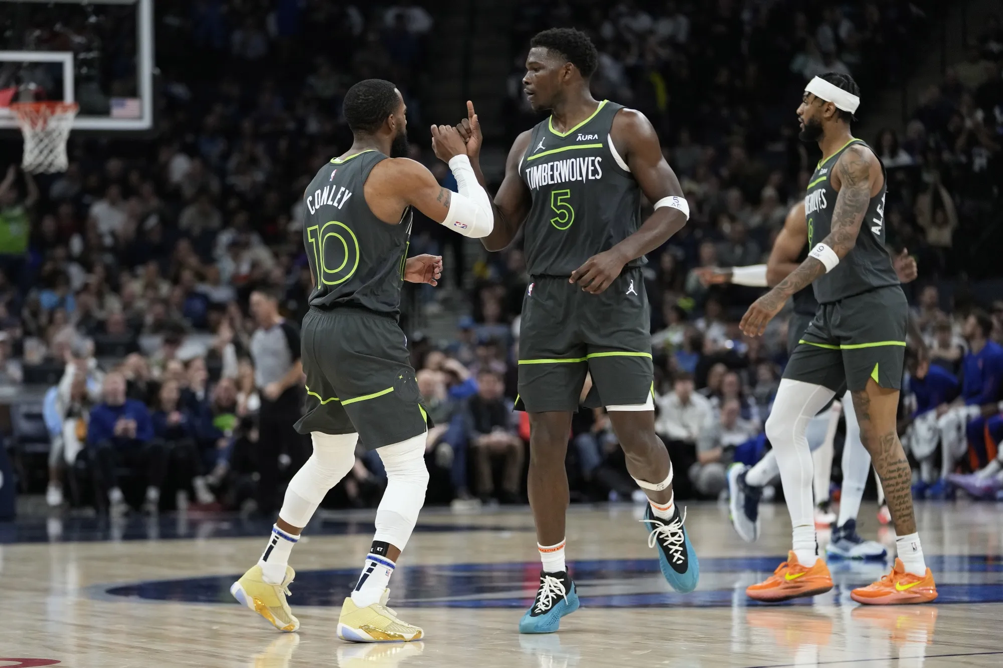 Beautiful Knicks Down Timberwolves To Stay Perfect At Home Background in 4K Beautiful Knicks Down Timberwolves To Stay Perfect At Home Background in 4K