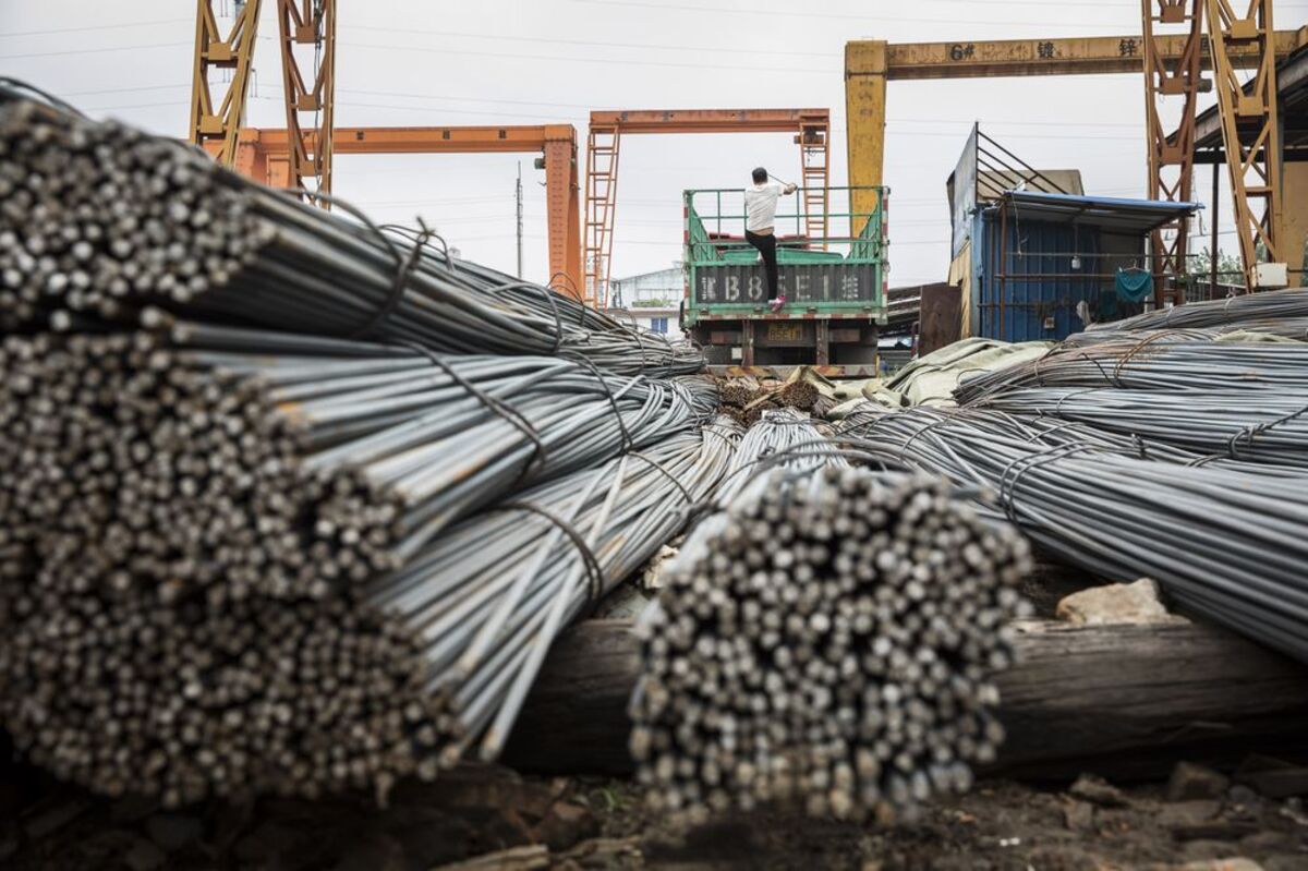 中国の鉄鋼生産、７月は過去最高－６年ぶり高値で増産意欲