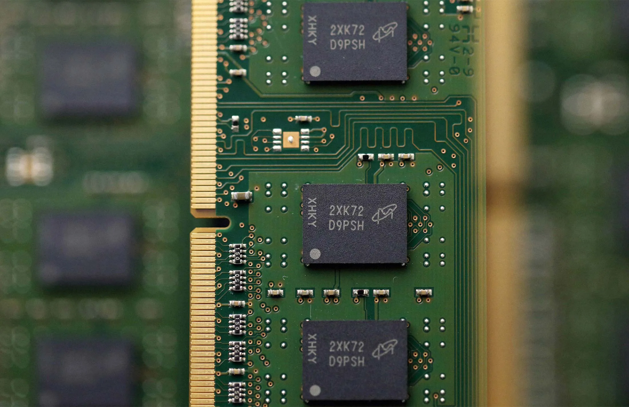 4818P_STECH_CHIPS_01