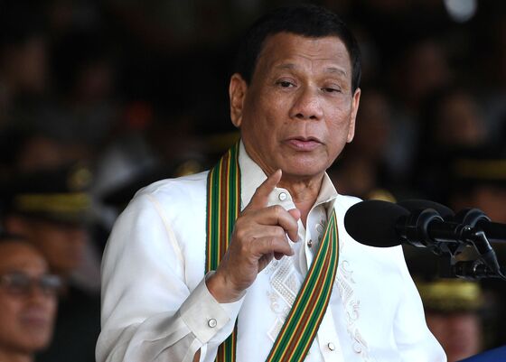 Duterte Steps Up Attacks on Catholic Church, Priests