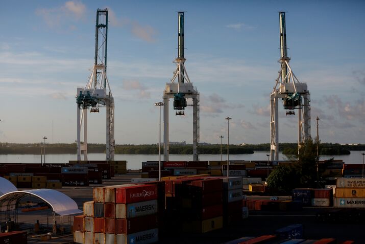 US Dockworker Strike Shutters Eastern And Gulf Coast Ports