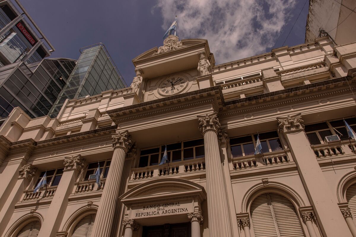 Milei’s Central Bank Reform Would Ban Financing State Spending
