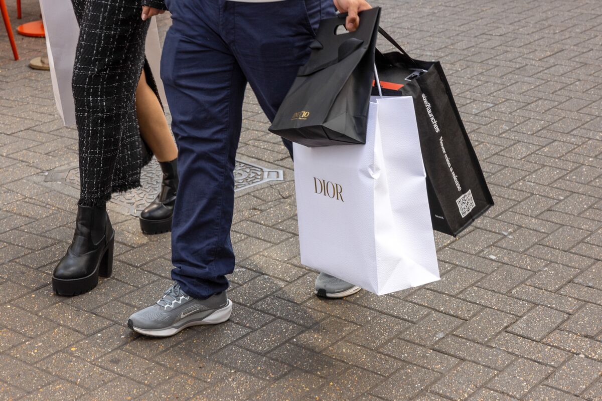 Investing Themes for 2026: Experts from BlackRock, Netwealth Weigh In