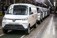 Electric Vans Roll Off Line That Once Made Gas-Guzzling Hummers