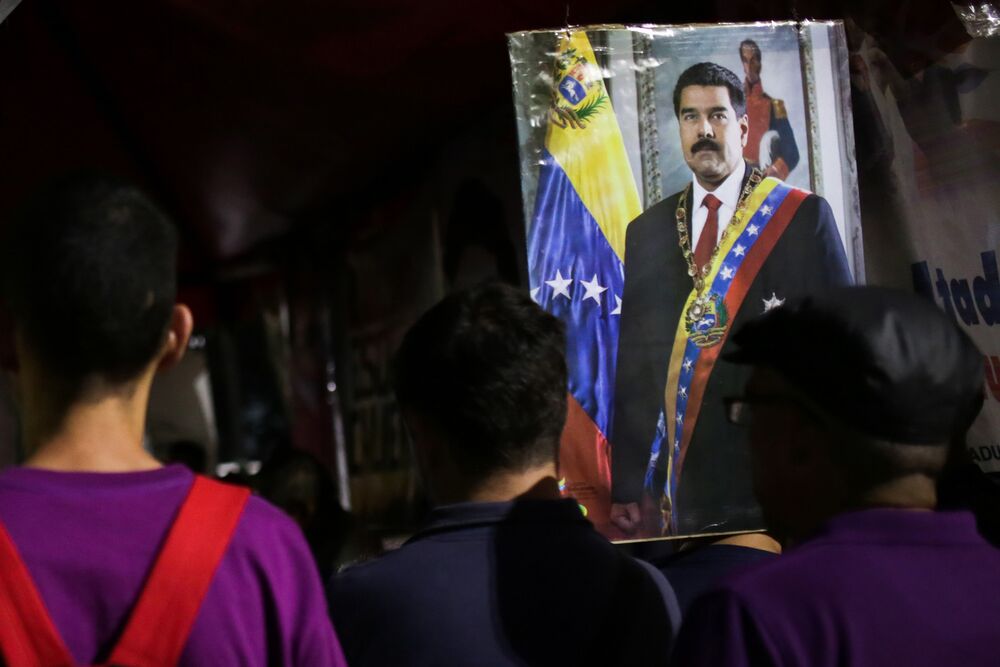 Venezuela’s Oil Cuts Beat Saudi Arabia in the Worst Way