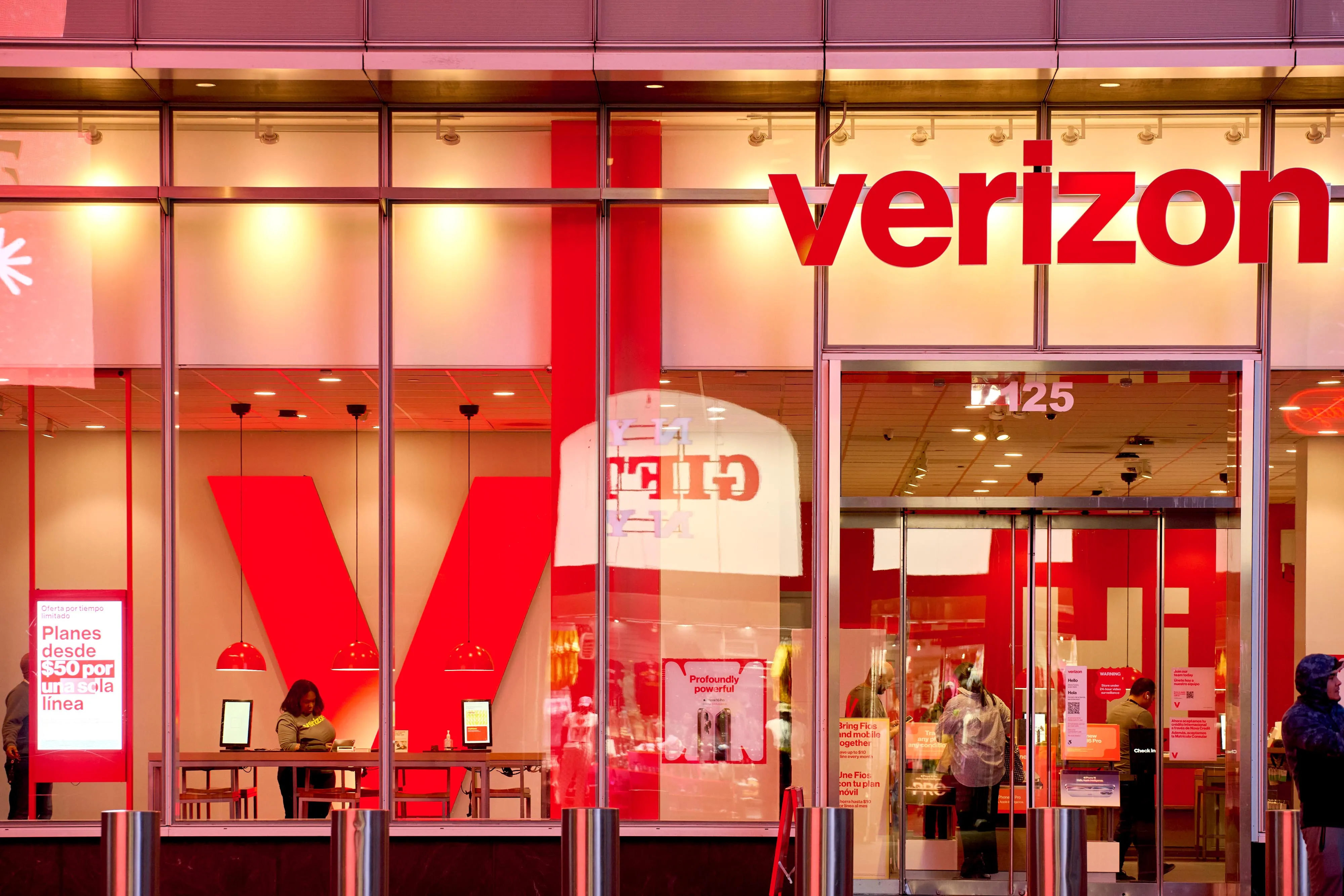 A Verizon store in New York.