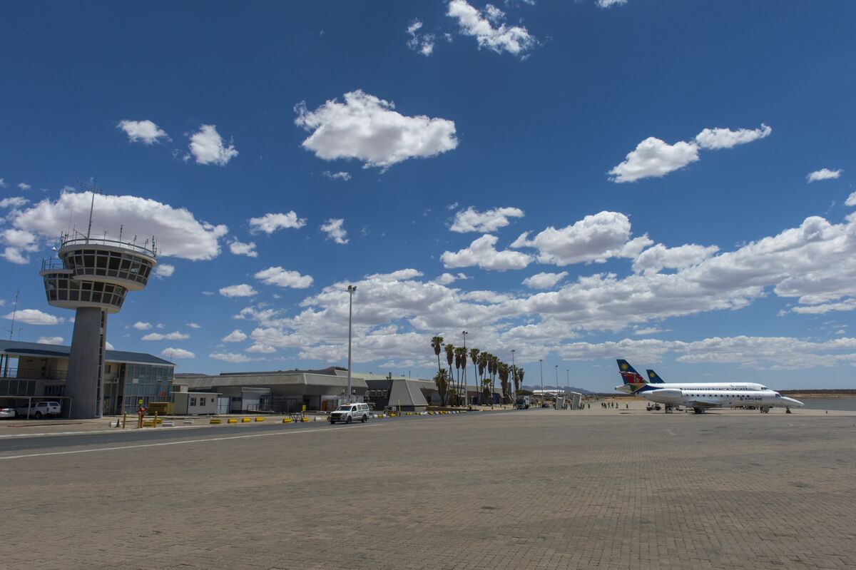 Jet Fuel Crisis Roils Namibia as Vitol Races to Ease Shortage
