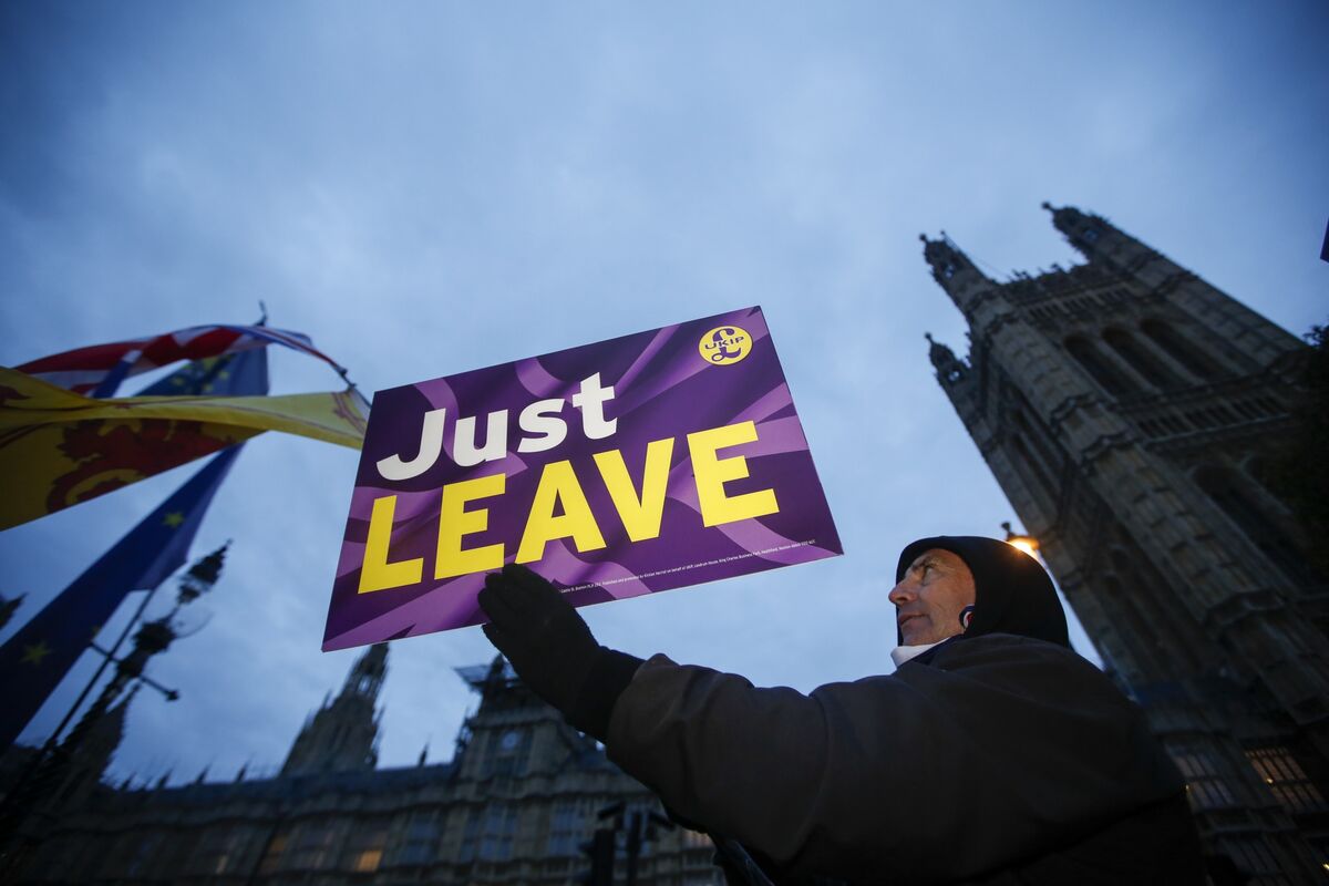 Stop Brexit Clock, Cyprus Finance Minister Harris Says