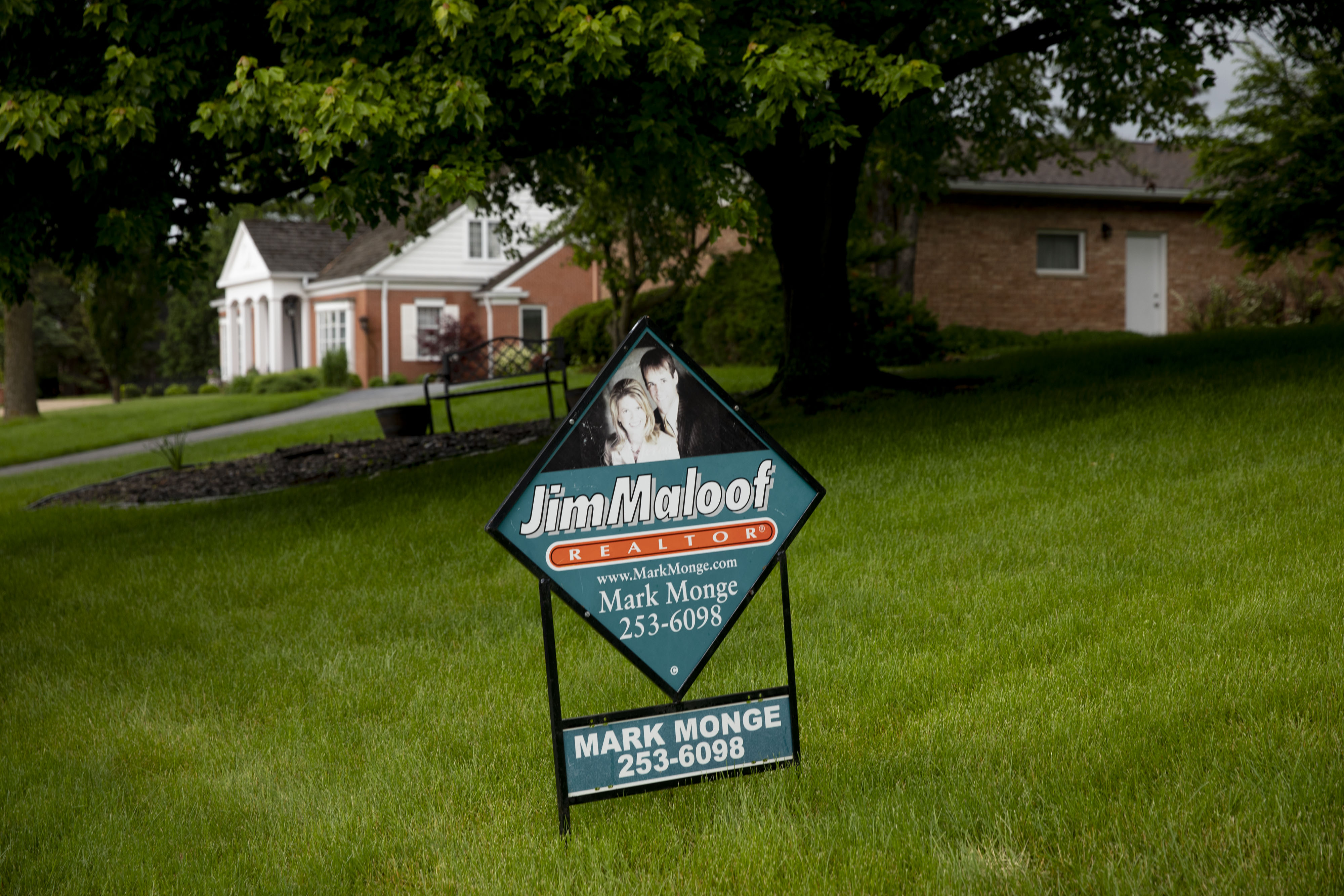 Linda K Estate Sales Peoria Il - xaayjcq