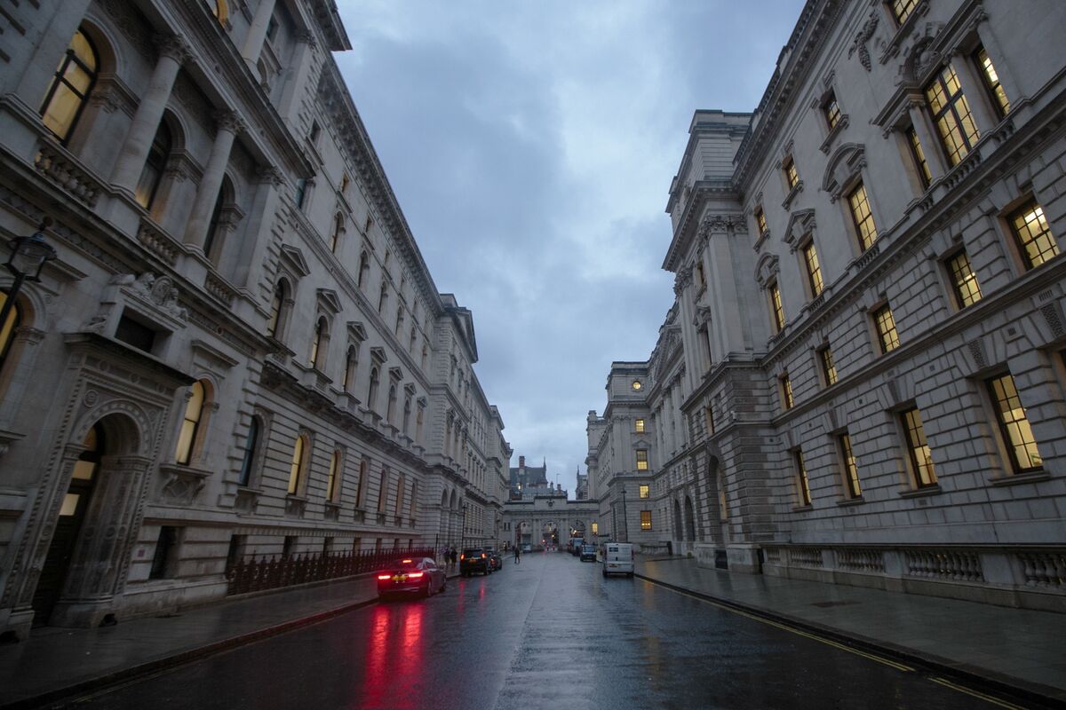 assets.bwbx.io image