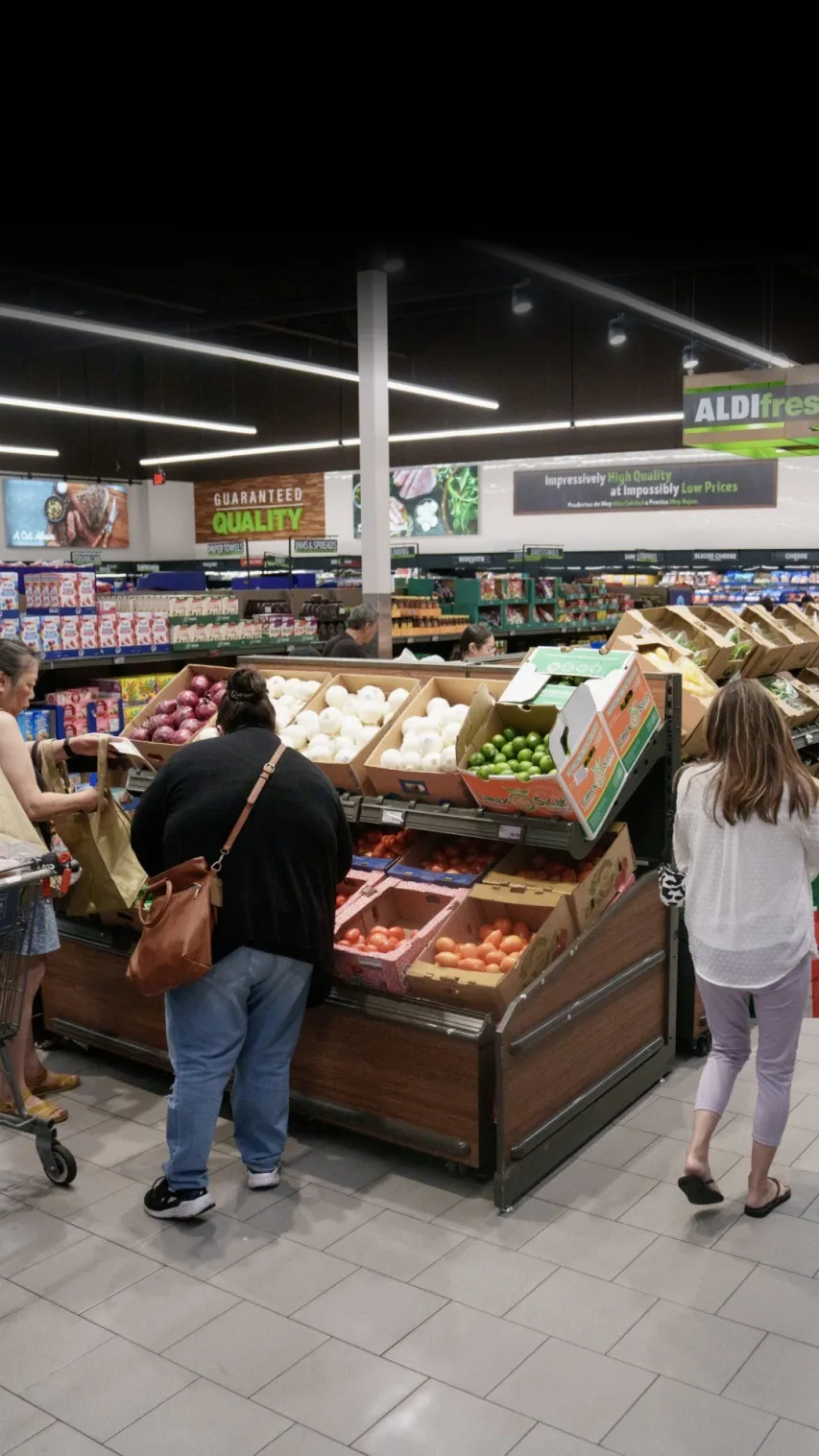 Watch How This Major Grocery Store Chain Became a Cult-Favorite