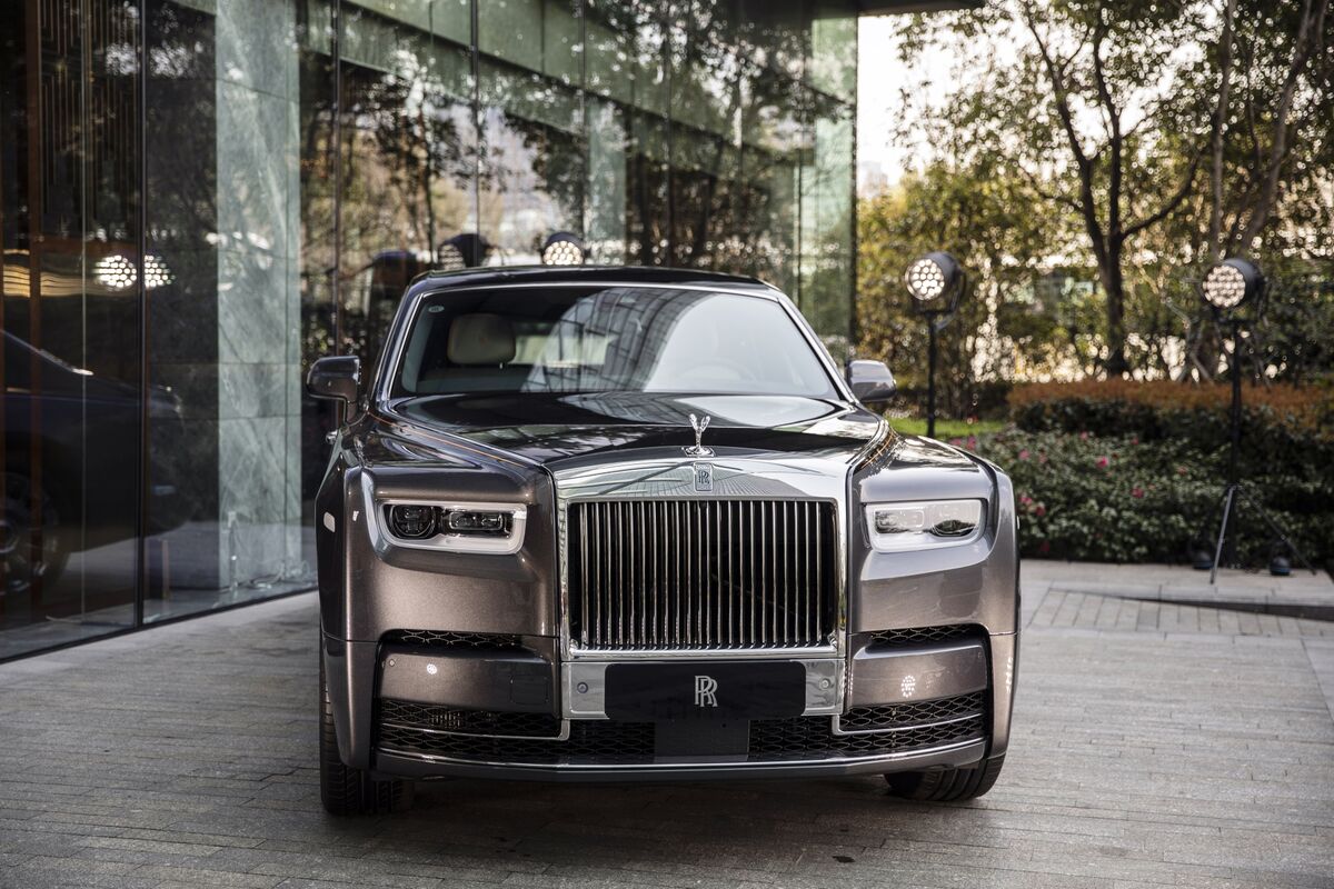 Rolls-Royce Sees Record China Sales Even as Car Market Cools - Bloomberg