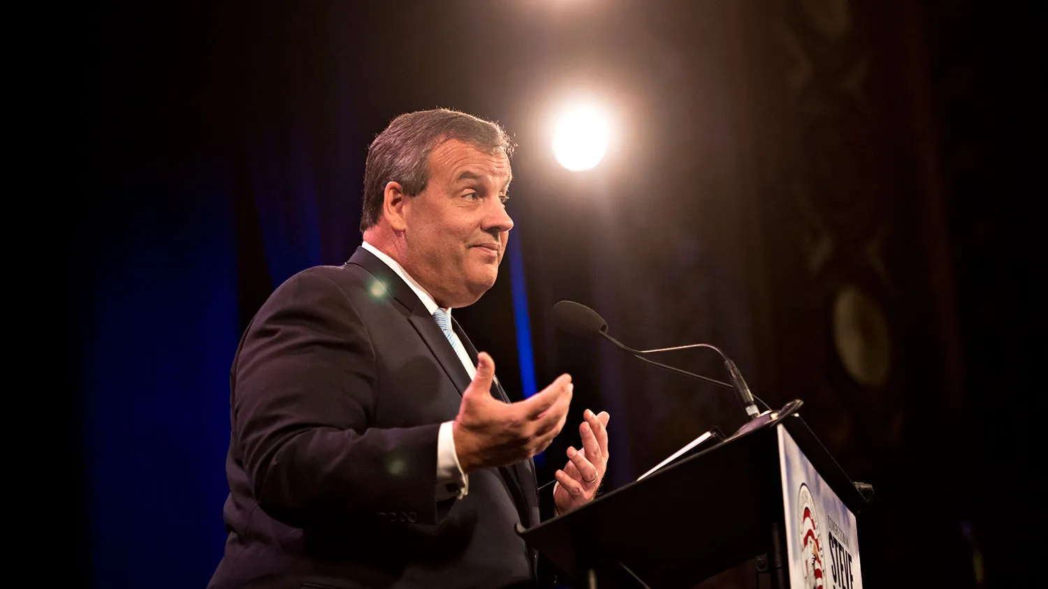 Chris Christie, governor of New Jersey, speaks during the Iowa Freedom Summit in Des Moines, Iowa, U.S., on Saturday, Jan. 24, 2015.
