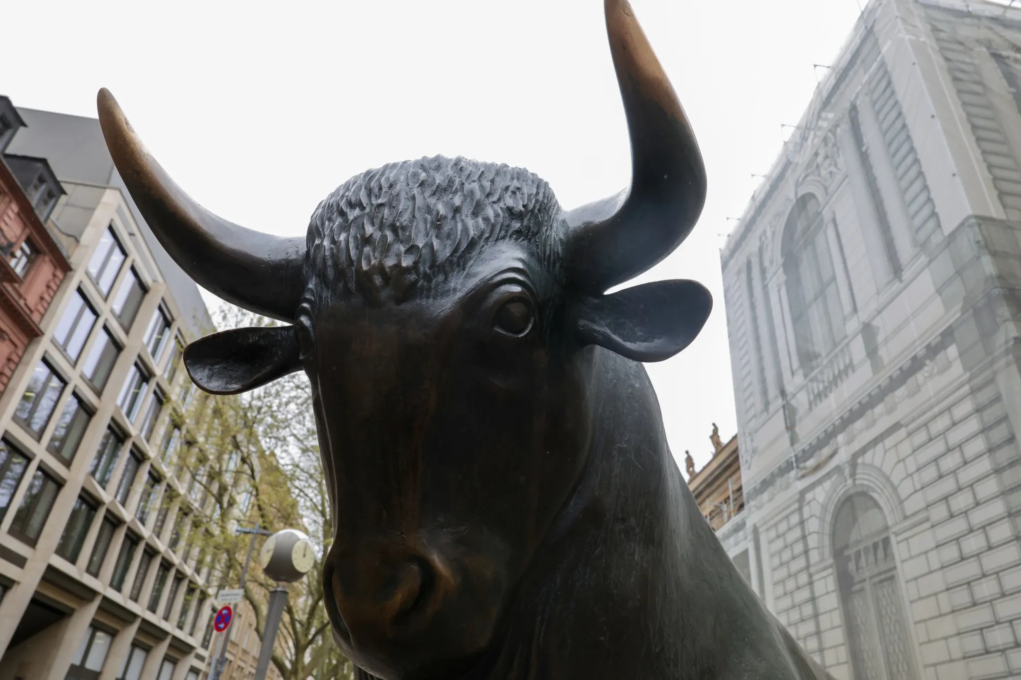 The bull statue outside the Frankfurt Stock Exchange in Frankfurt, Germany