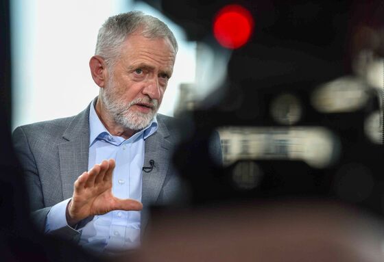 U.K.'s Corbyn to Offer Public Vote on Any Deal: Brexit Update