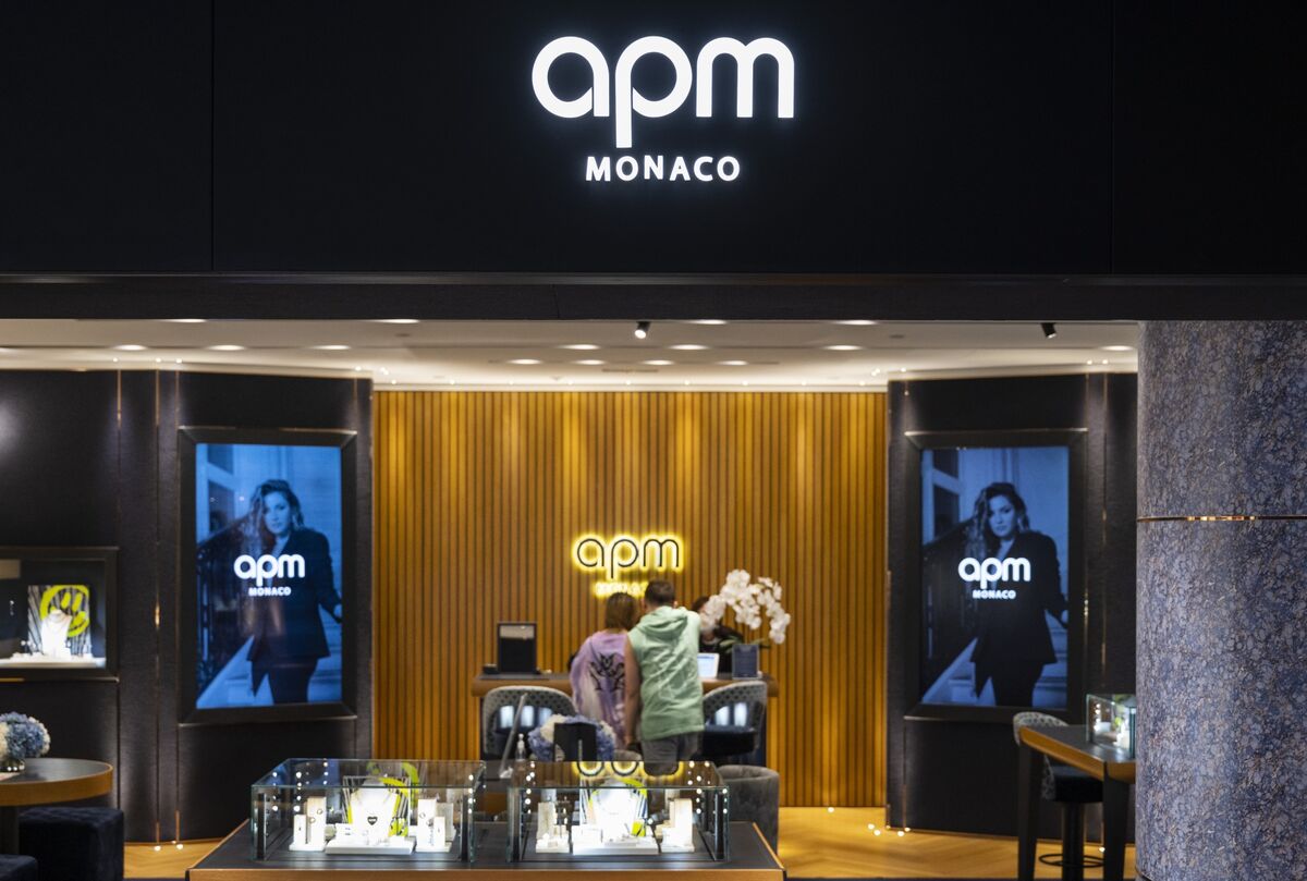 assets.bwbx.io image