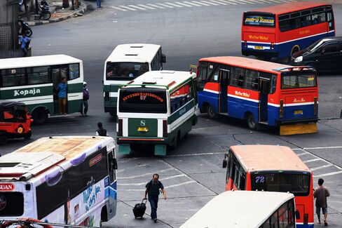 Public Transportation In Jakarta As Jokowi Seeks to Start Land Transportation Authority