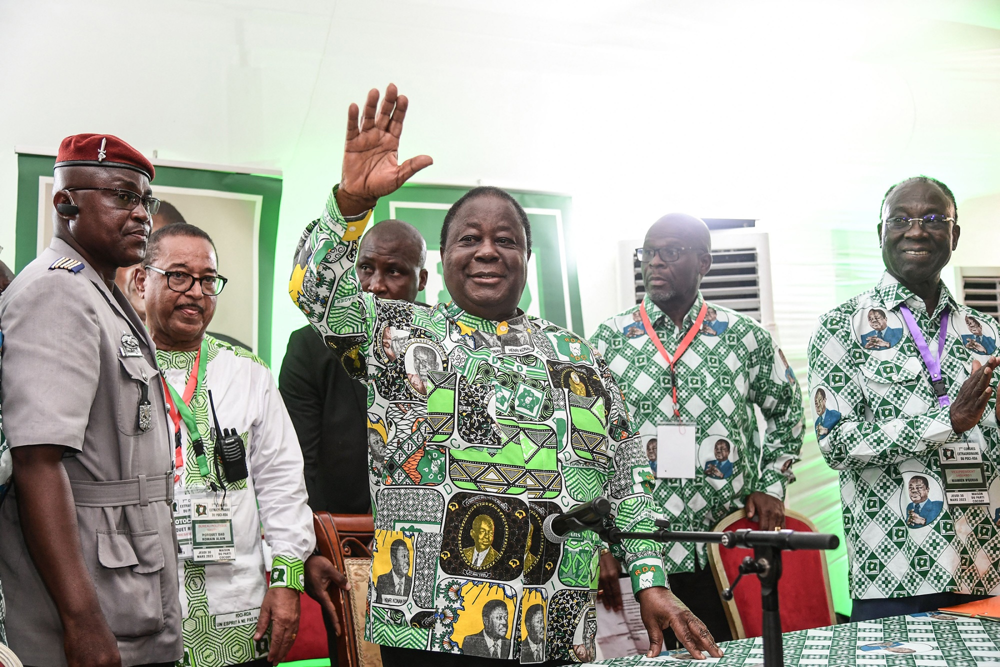 Ivory Coast Former President Henri Konan Bedie Dies at 89 Bloomberg