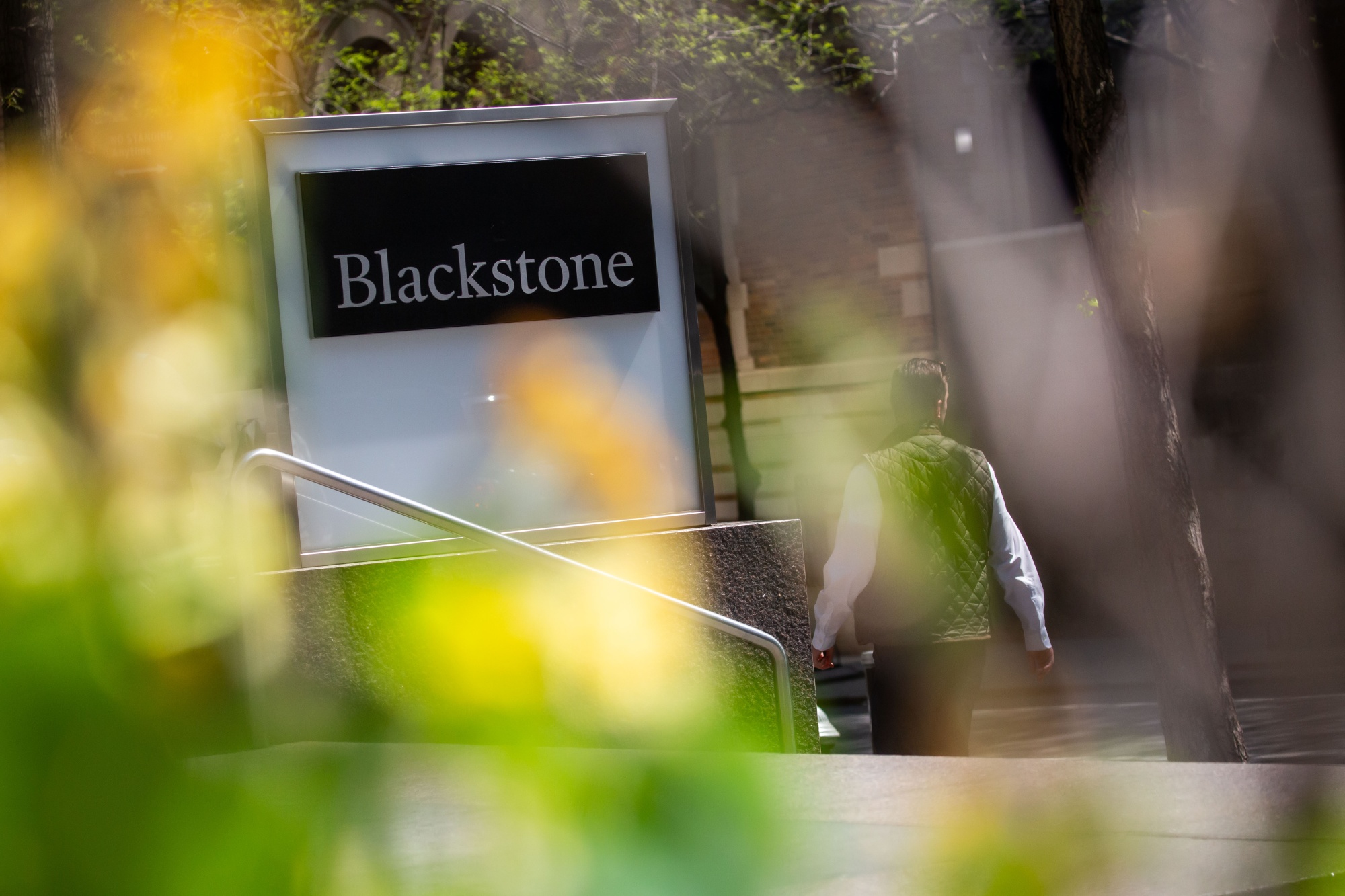 Blackstone Is Said to Weigh Offers for Stake in Bellagio Casino - Bloomberg