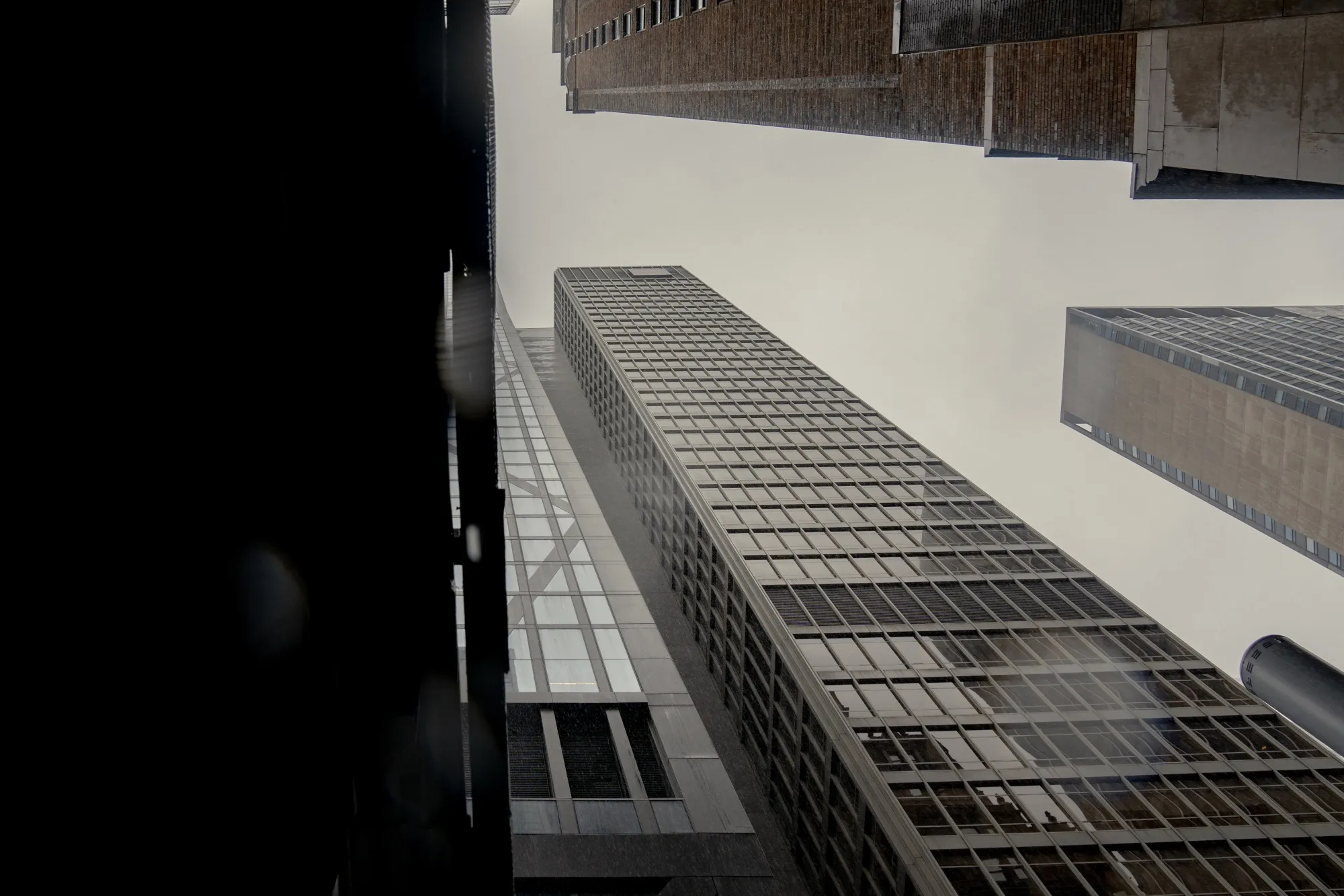 New York’s Empty Office Buildings Lure Rich Families Hunting Bargains