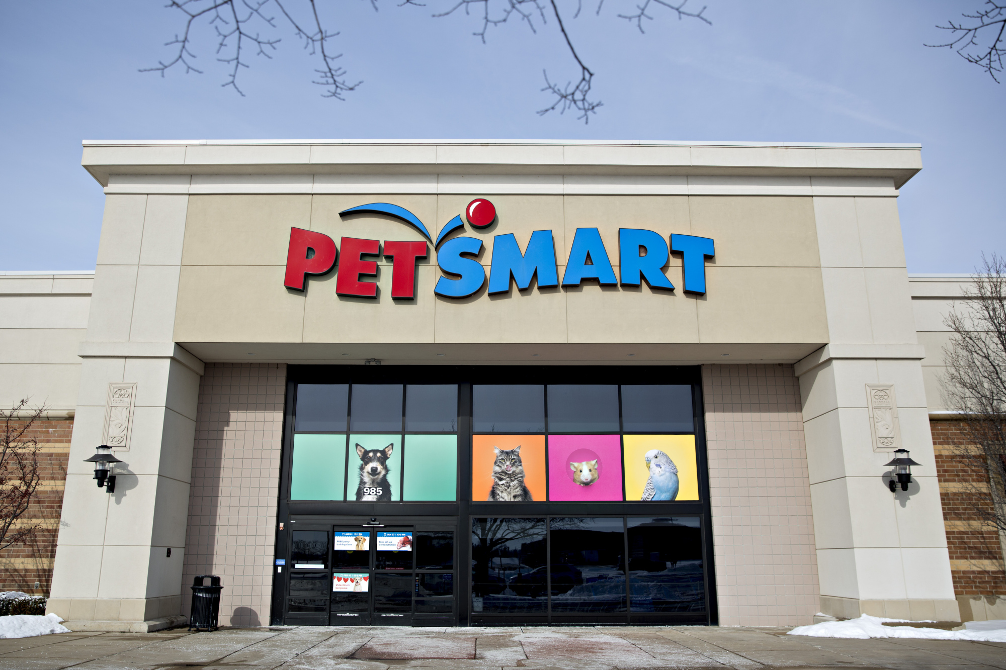 PetSmart Makes a Second Offer to Lenders to Amend Loan - Bloomberg